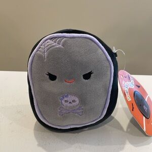 NWT 4.5” Julianne the Tombstone 🪦 Halloween Squishmallow